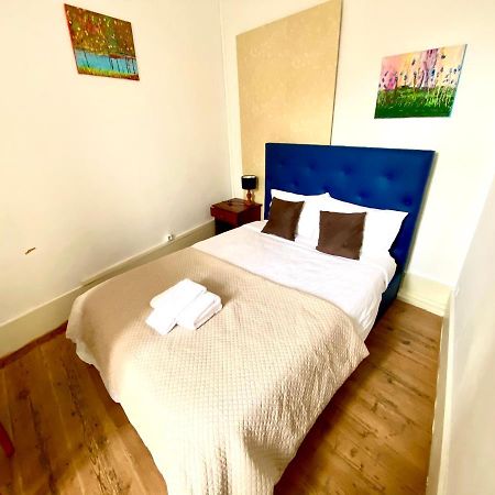 Nature Chiado 2- Cozy Little Double Room With Shared Bathroom リスボン エクステリア 写真